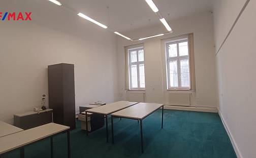 Pronájem kanceláře 33 m², Holečkova, Praha 5 - Smíchov
