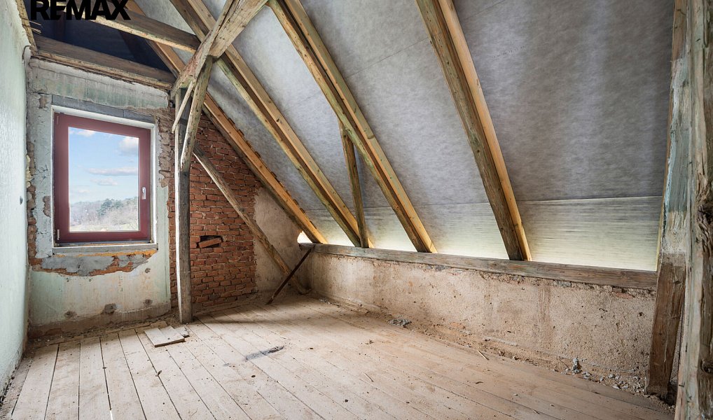 Prodej domu 204 m² s pozemkem 2 647 m², Krňany – náhled fotky 15