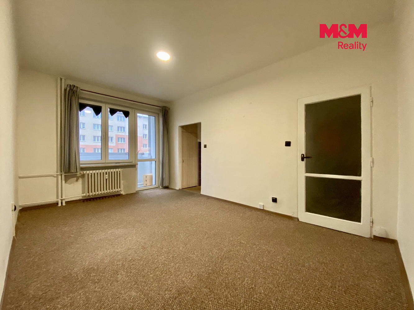 Pronájem bytu 1+kk 28 m² — photo 2