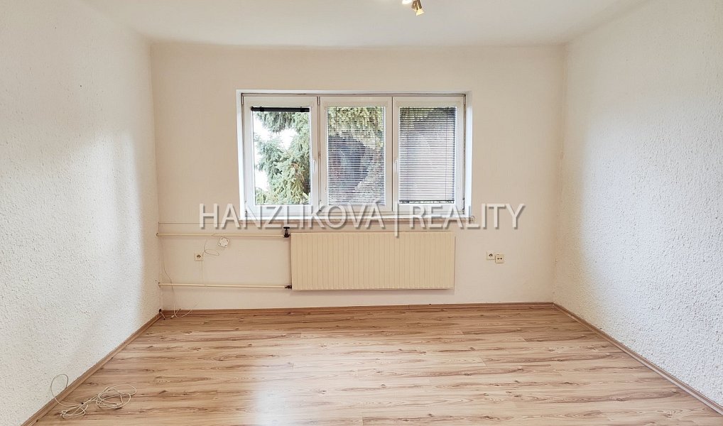 Pronájem bytu 3+1 78 m², České Budějovice – náhled fotky 4