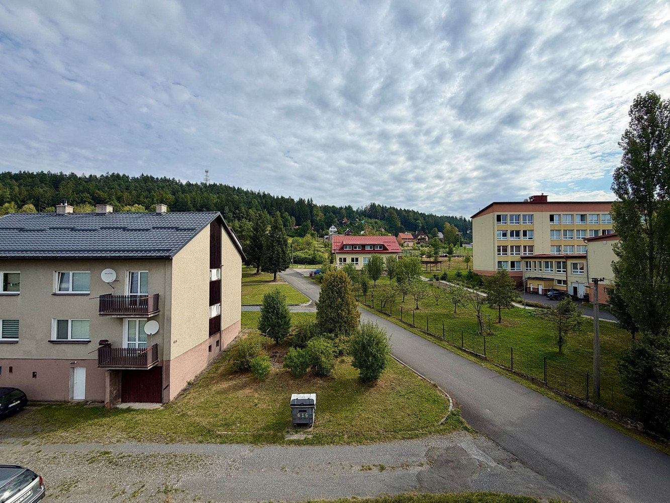 Pronájem bytu 1+1 30 m² – fotografie 2