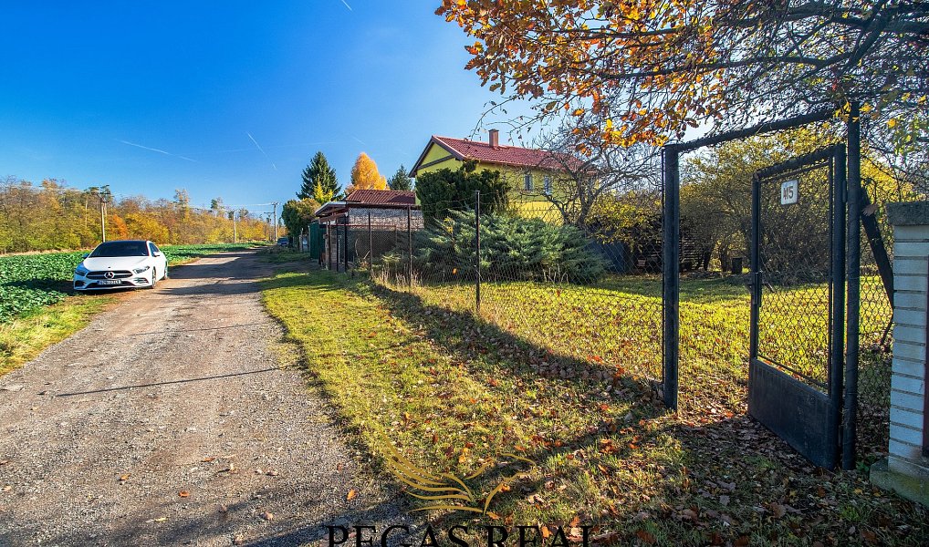 Prodej stavebního pozemku 1 841 m², Nebovidy – náhled fotky 4