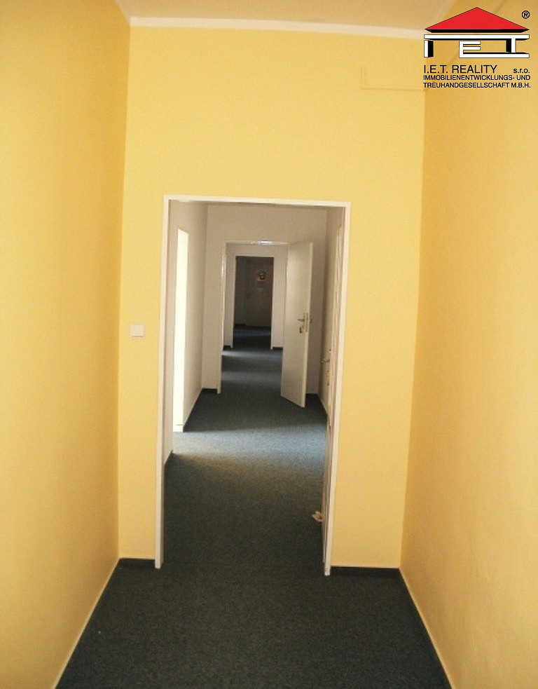 Pronájem kanceláře 13 m² — photo 3