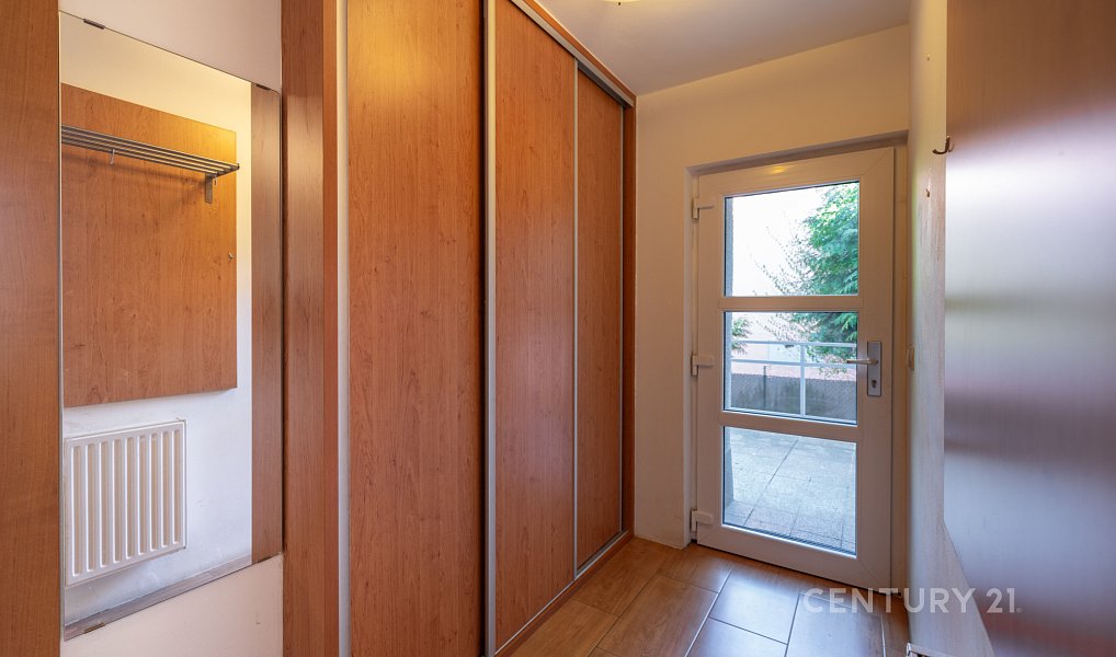 Prodej domu 217 m² s pozemkem 800 m², Nehvizdy – náhled fotky 5