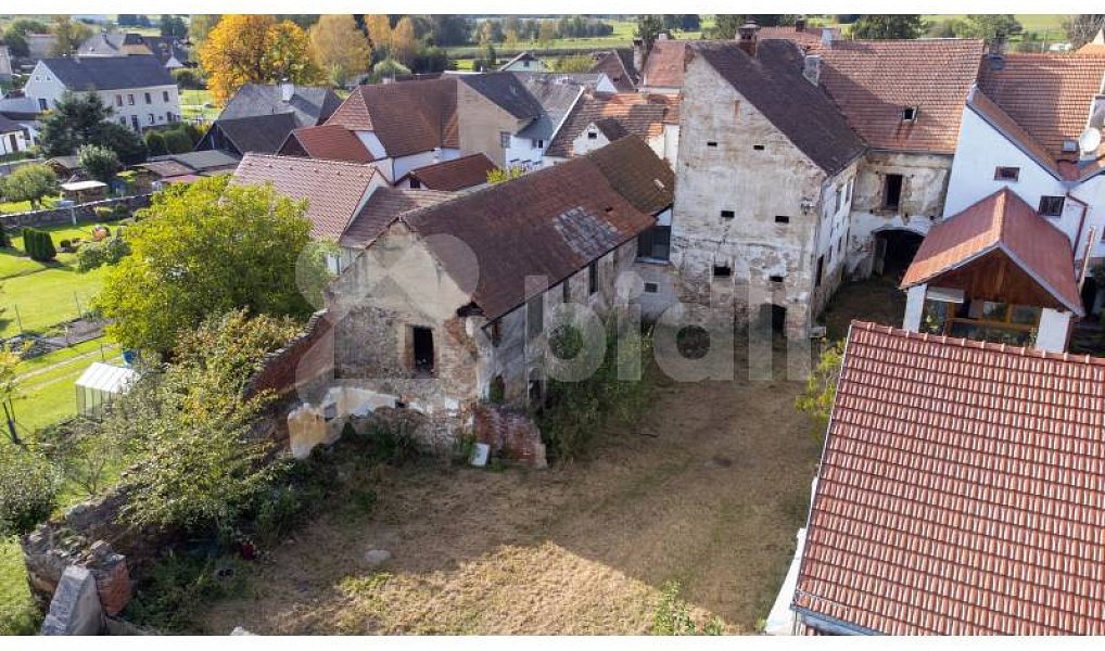 Prodej domu 198 m² s pozemkem 1 295 m², Chvalšiny – náhled fotky 9