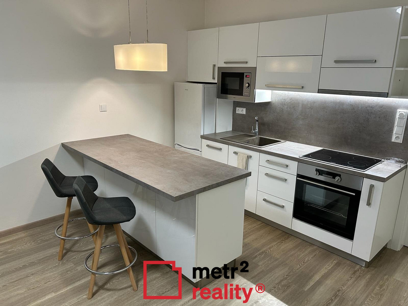 Pronájem bytu 1+kk 34 m²