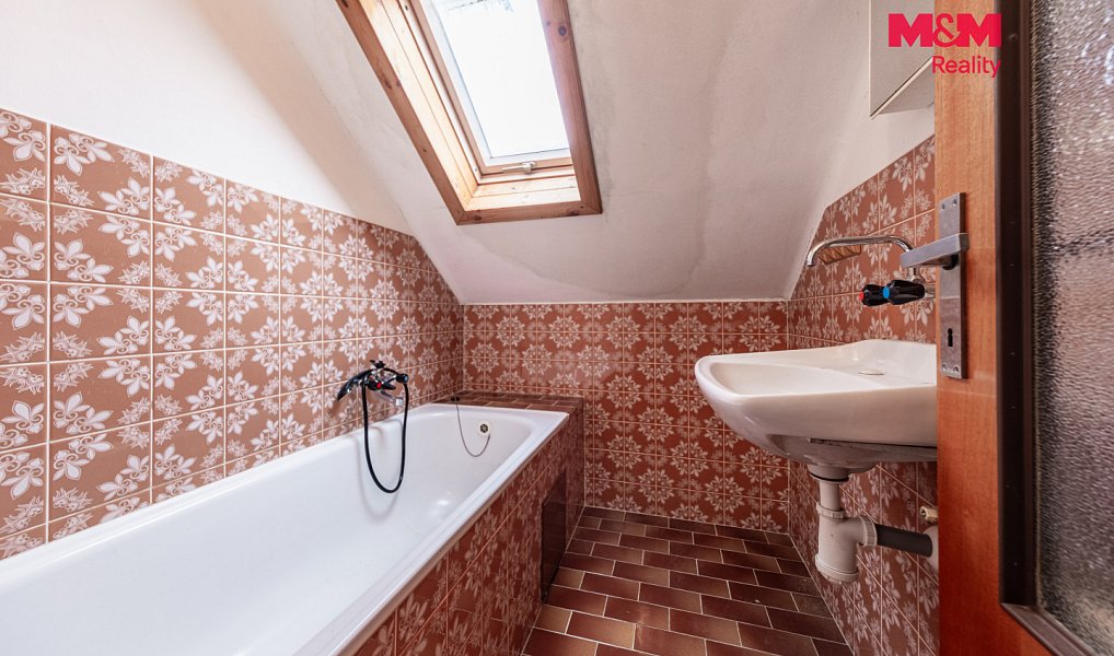 Prodej domu 230 m² s pozemkem 2 849 m², Bechyně – náhled fotky 17