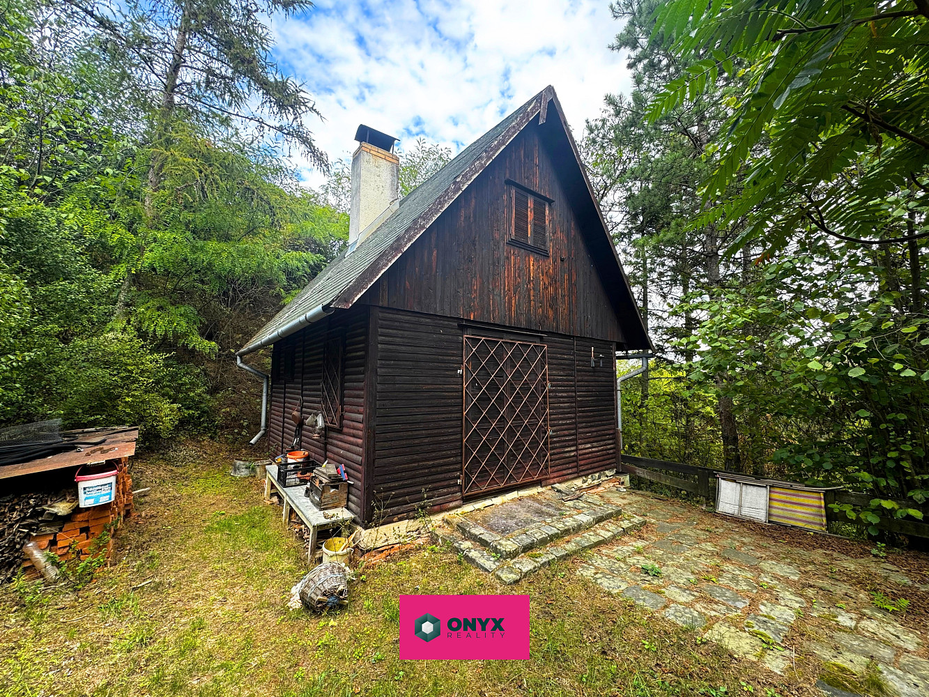 Prodej stavebního pozemku 2 057 m² – fotografie 3