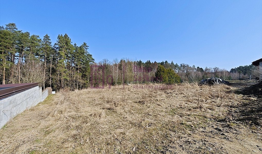 Prodej stavebního pozemku 836 m², Jindřichův Hradec – náhled fotky 2