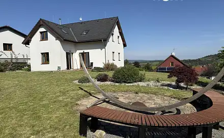 Prodej domu 140 m² s pozemkem 1 031 m², Pod Vodojemem, Tmaň, okres Beroun