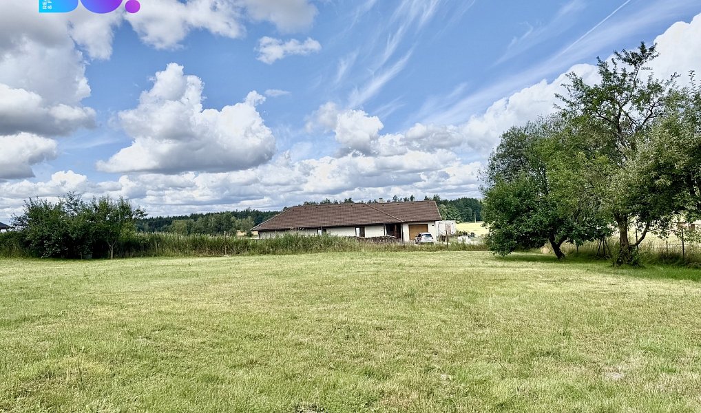 Prodej stavebního pozemku 1 073 m², Hospříz – náhled fotky 2