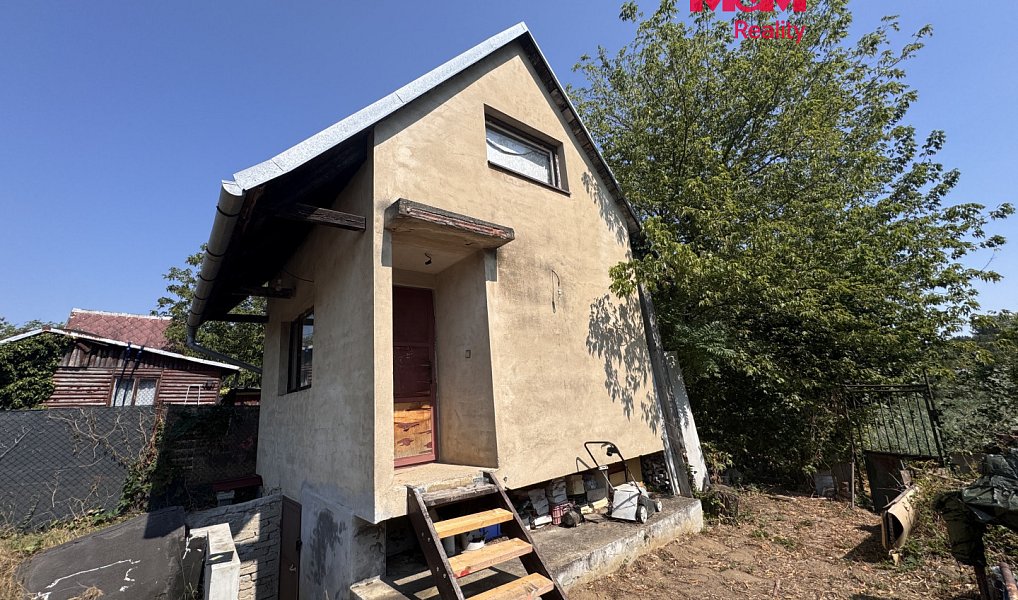 Prodej zahrady 710 m², Hodonín – fotka 1 z 15
