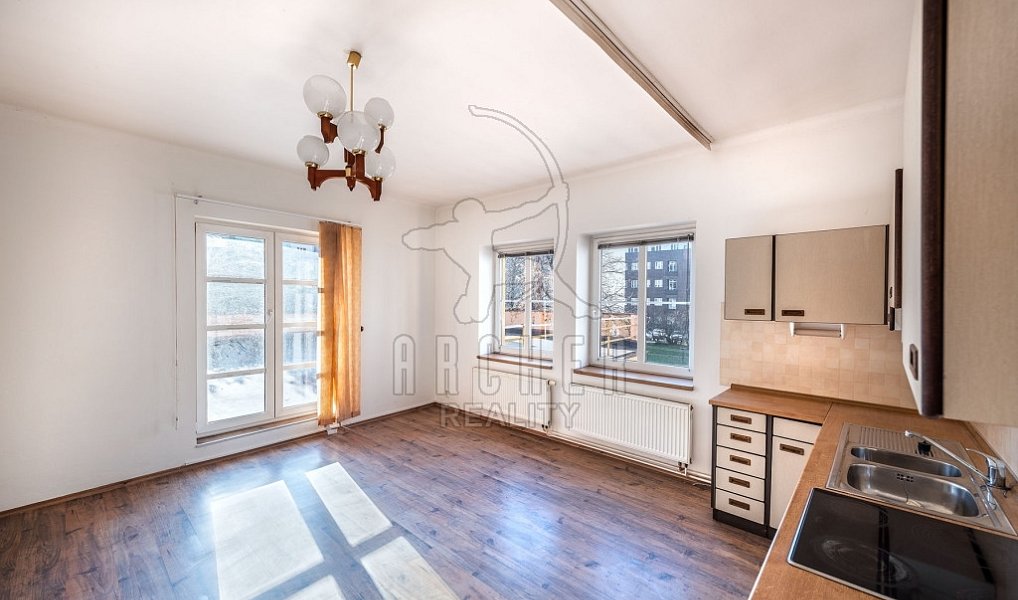 Prodej kanceláře 393 m², Praha – náhled fotky 2