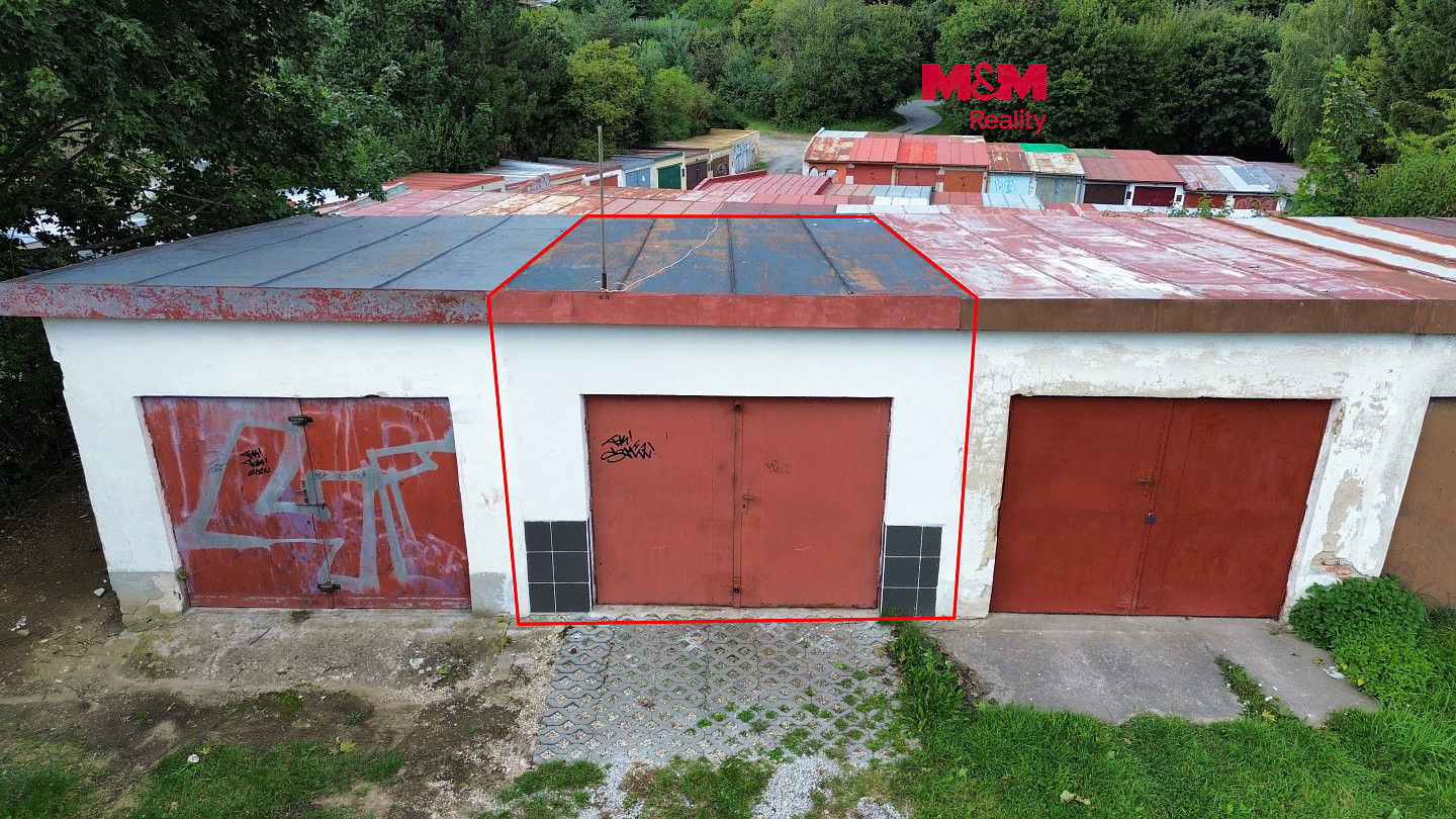 Prodej garáže, 21 m2, Jihlava, ul. Evžena Rošického