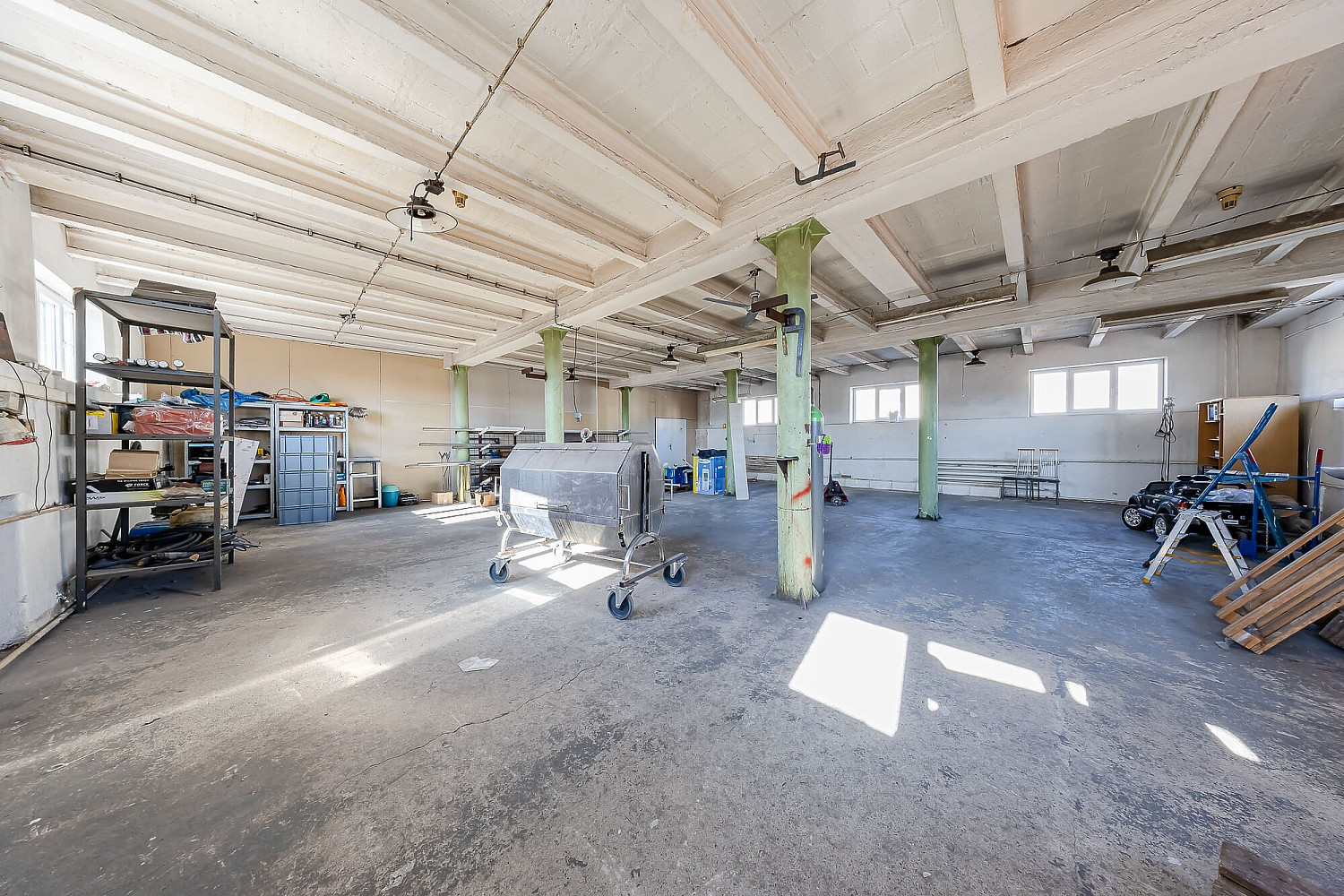 Pronájem výrobních prostor 140 m² – fotografie 2