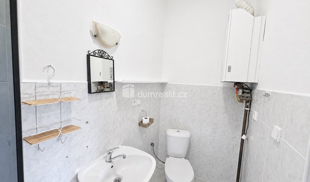 Pronájem bytu 2+kk 50 m², Dubí – náhled fotky 7