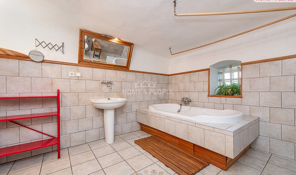 Prodej domu 190 m² s pozemkem 1 084 m², Vysoký Chlumec – náhled fotky 13