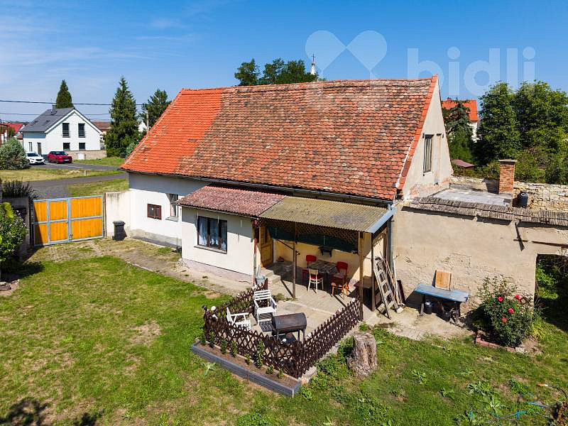 Prodej domu 86 m² s pozemkem 927 m²