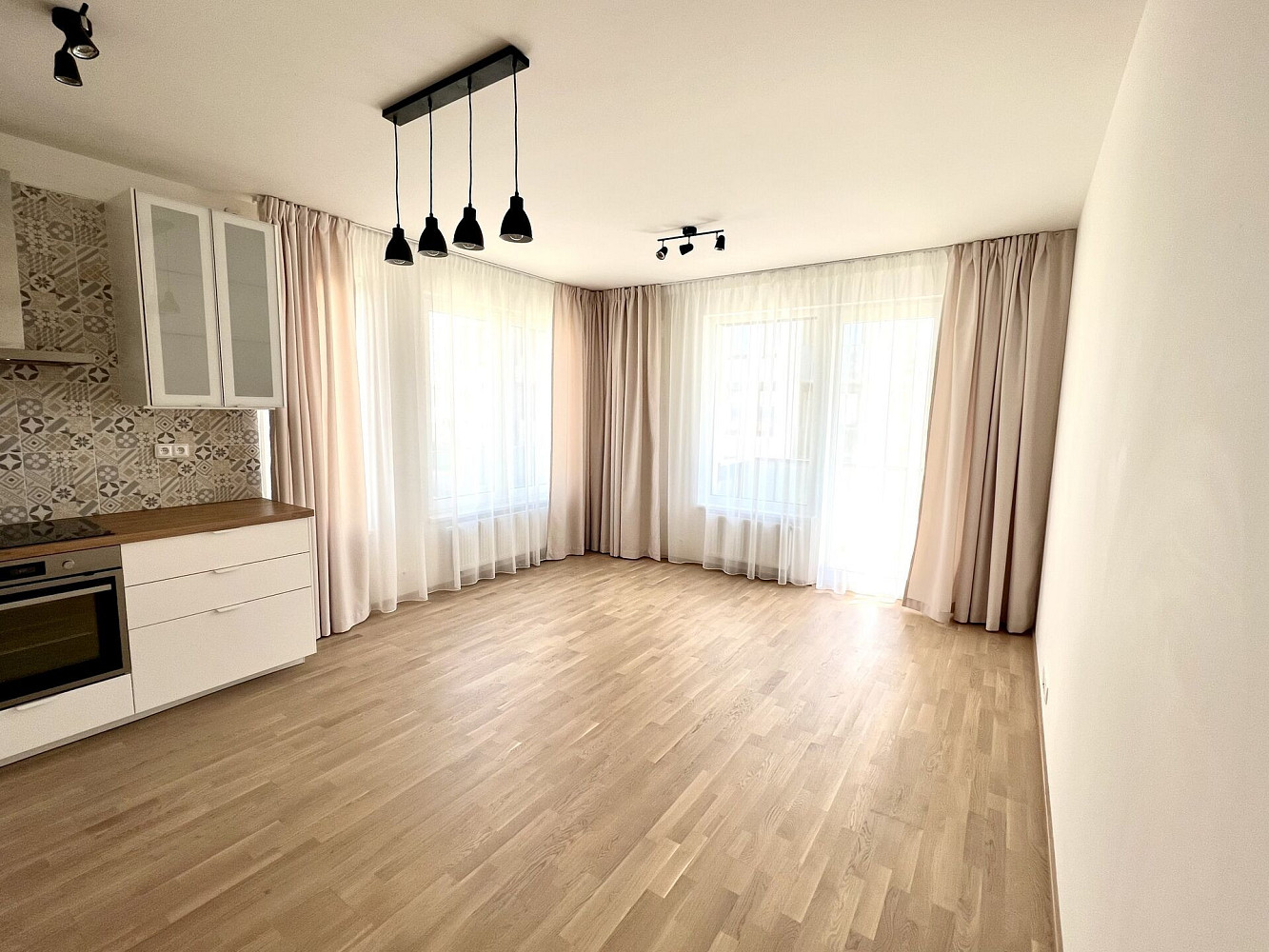 Pronájem bytu 2+kk 50 m² — photo 3