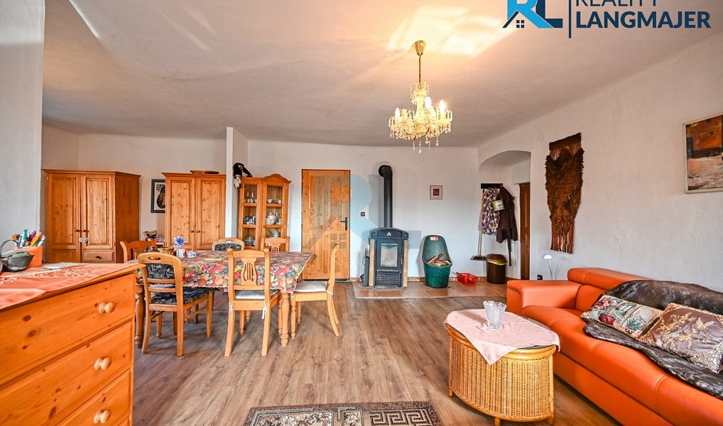Prodej domu (jiného typu) 300 m² s pozemkem 34 120 m², Pačejov – náhled fotky 8