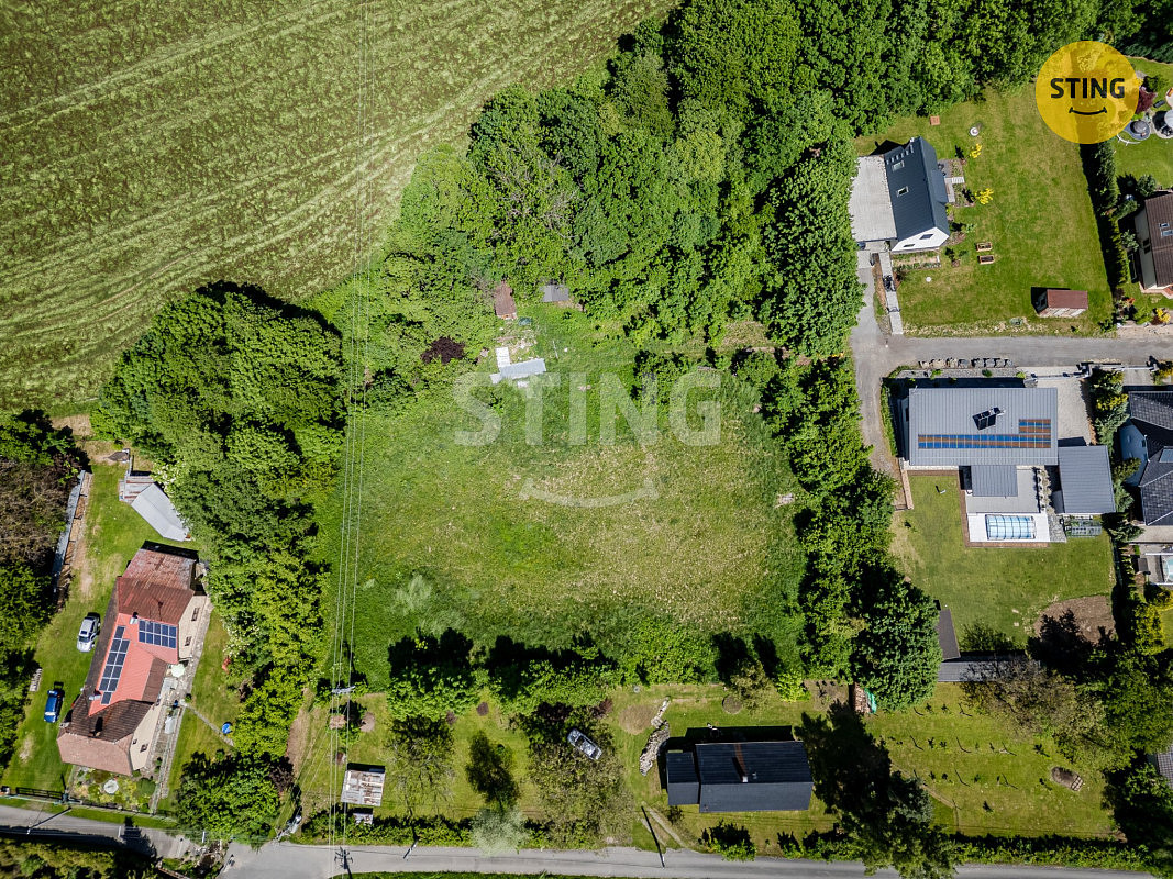 Prodej stavebního pozemku 1 550 m² – fotografie 2