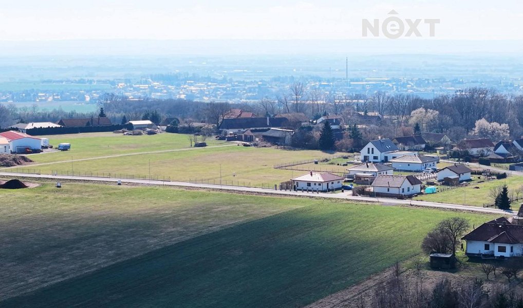 Prodej stavebního pozemku 1 053 m², Poběžovice u Holic – náhled fotky 11