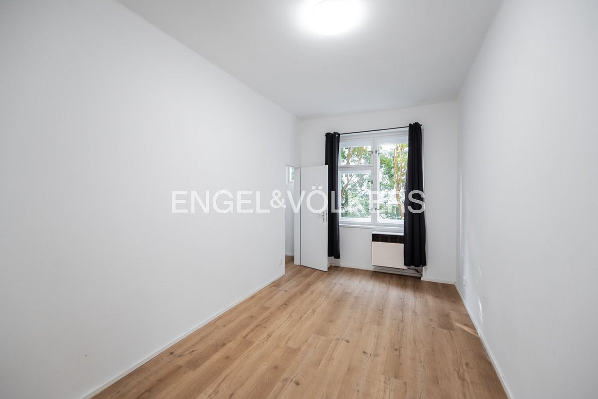 Pronájem bytu 2+kk 44 m² – fotografie 3