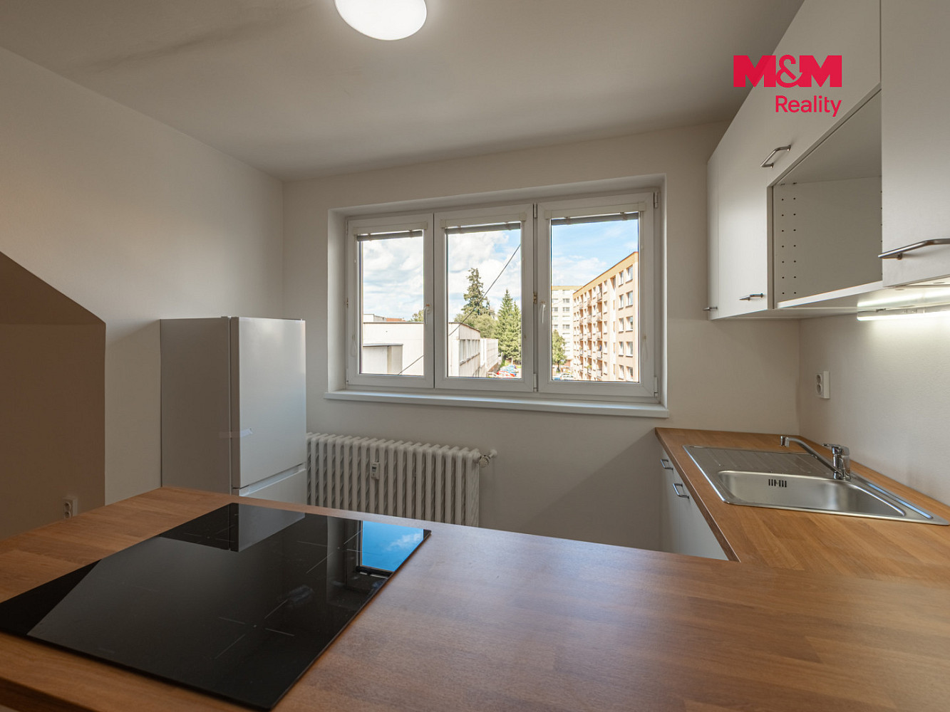 Pronájem bytu 3+kk 82 m² – fotografie 3