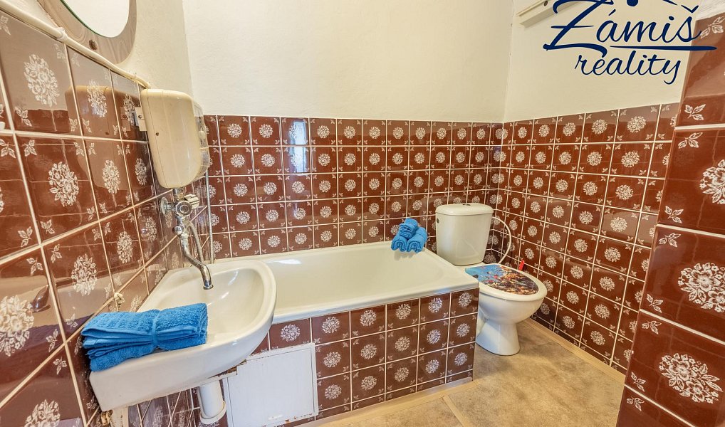 Prodej domu 60 m² s pozemkem 352 m², Zavidov – náhled fotky 11