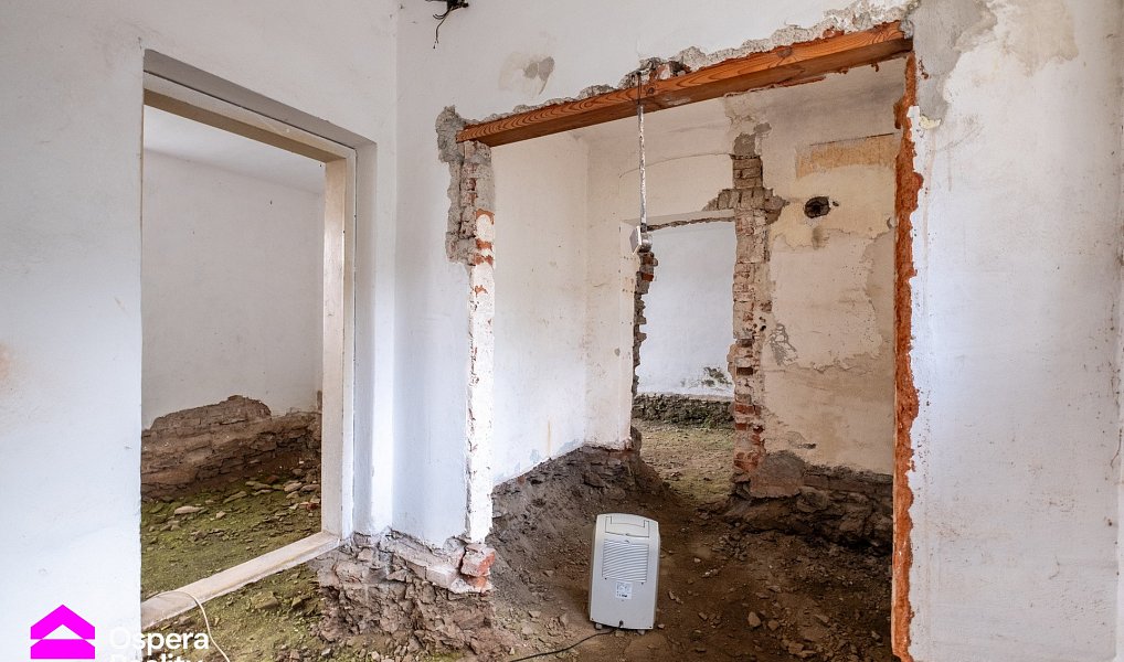 Prodej domu 260 m² s pozemkem 575 m², Lomy – náhled fotky 31
