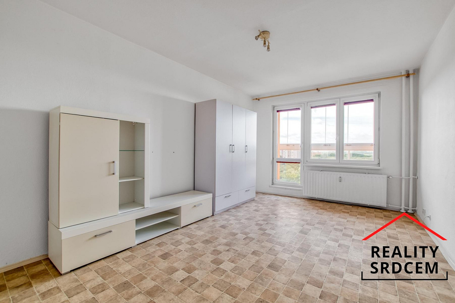 Pronájem bytu 1+kk 27 m² – fotografie 4