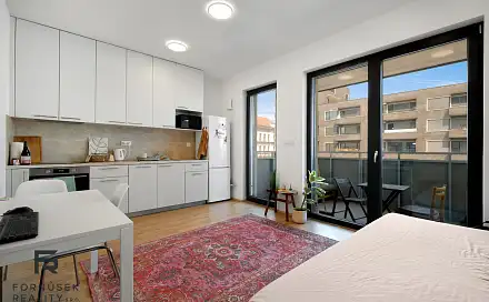 Pronájem bytu 1+kk 37 m²