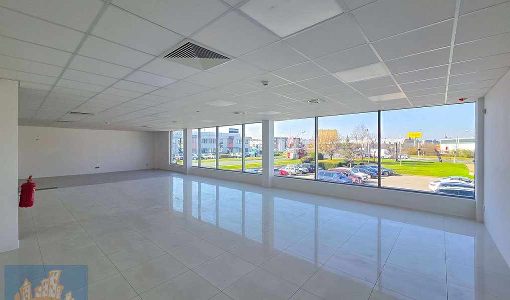 Pronájem obchodních prostor 278 m², Čestlice – náhled fotky 2