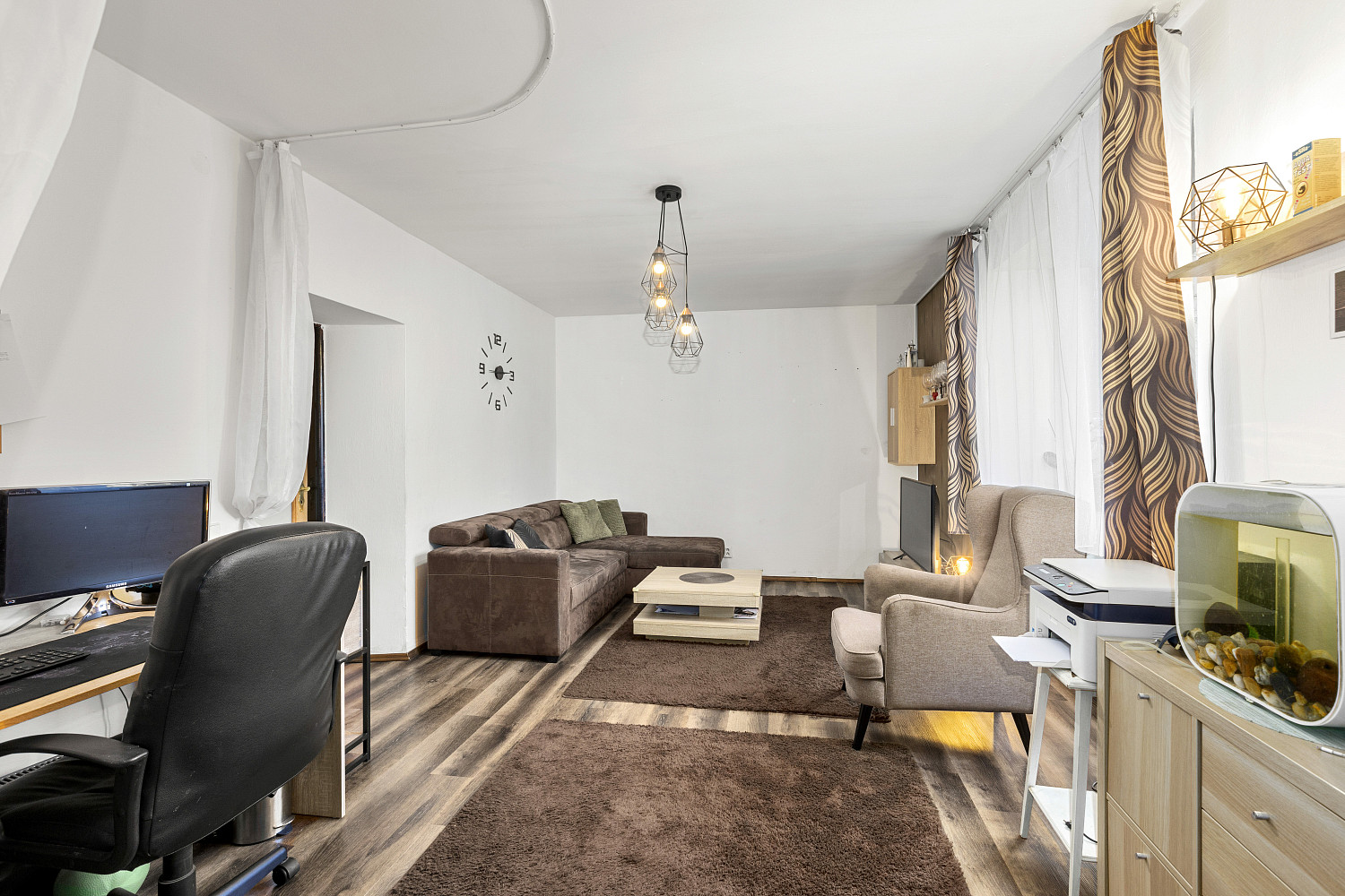 Prodej domu 180 m² s pozemkem 812 m² – pohled 3