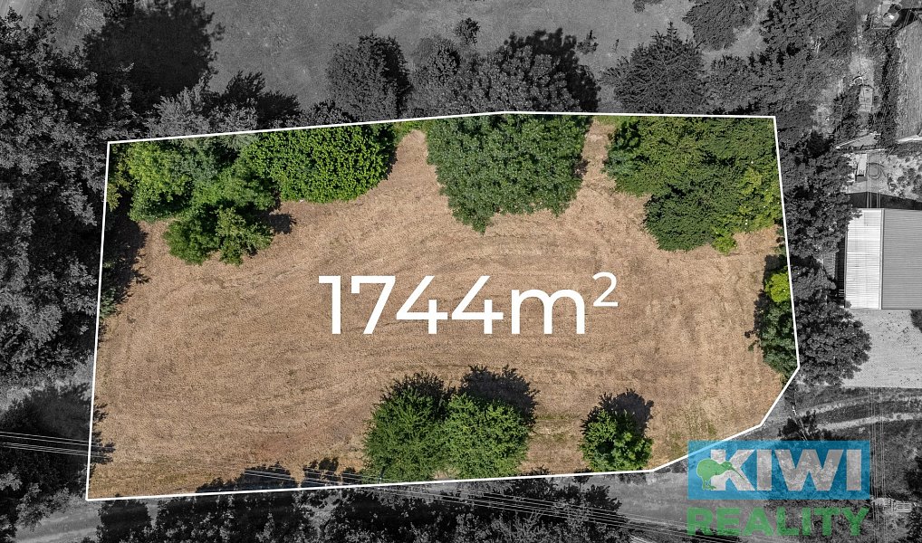 Prodej stavebního pozemku 1 744 m², Velké Heraltice – náhled fotky 2