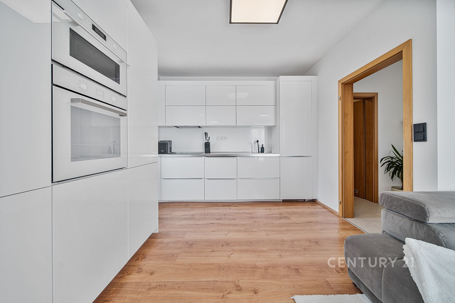 Pronájem bytu 3+kk 110 m² — photo 5
