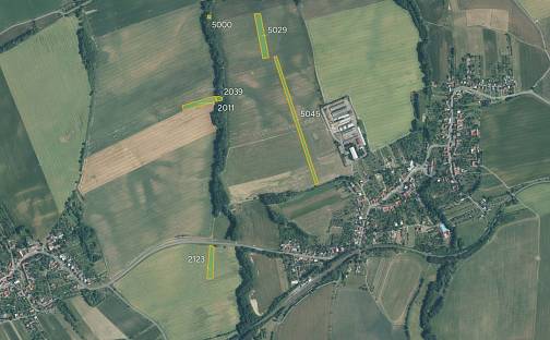 Prodej pole 26 533 m², Osíčko, okres Kroměříž