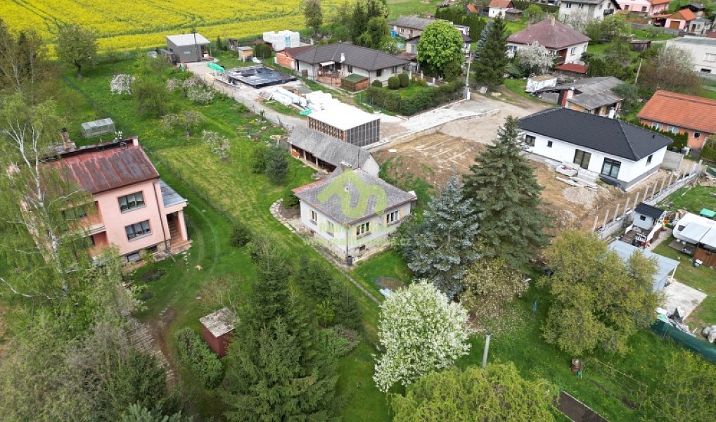Prodej stavebního pozemku 2 148 m², Svojkovice – náhled fotky 2