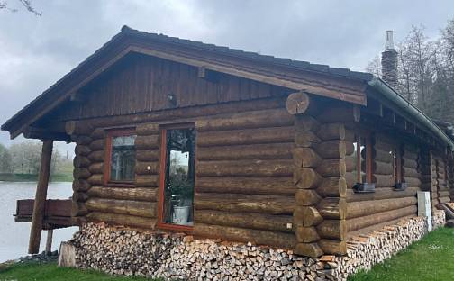 Dražba vodní plochy 40 000 m², Hradec Králové