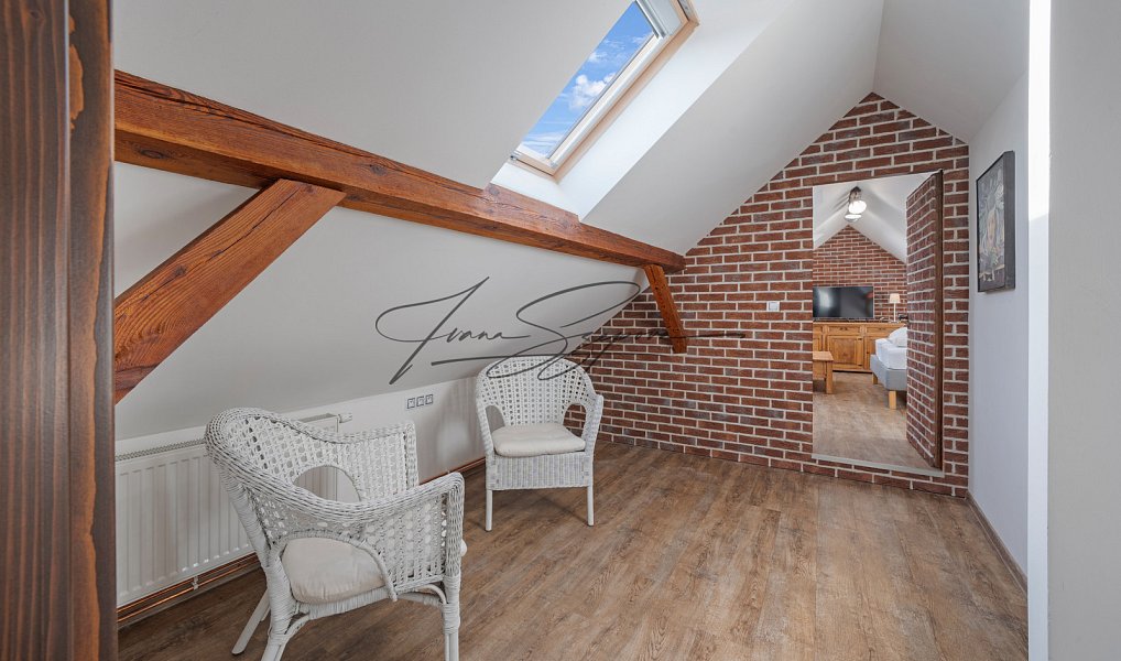 Prodej ubytovacího objektu 208 m², Dráchov – náhled fotky 33