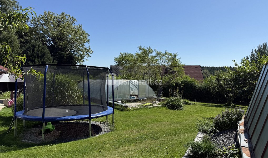 Prodej domu 180 m² s pozemkem 1 678 m², Tři Sekery – náhled fotky 34