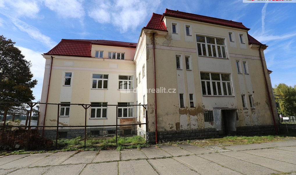 Prodej ubytovacího objektu 2 000 m², Aš – náhled fotky 31