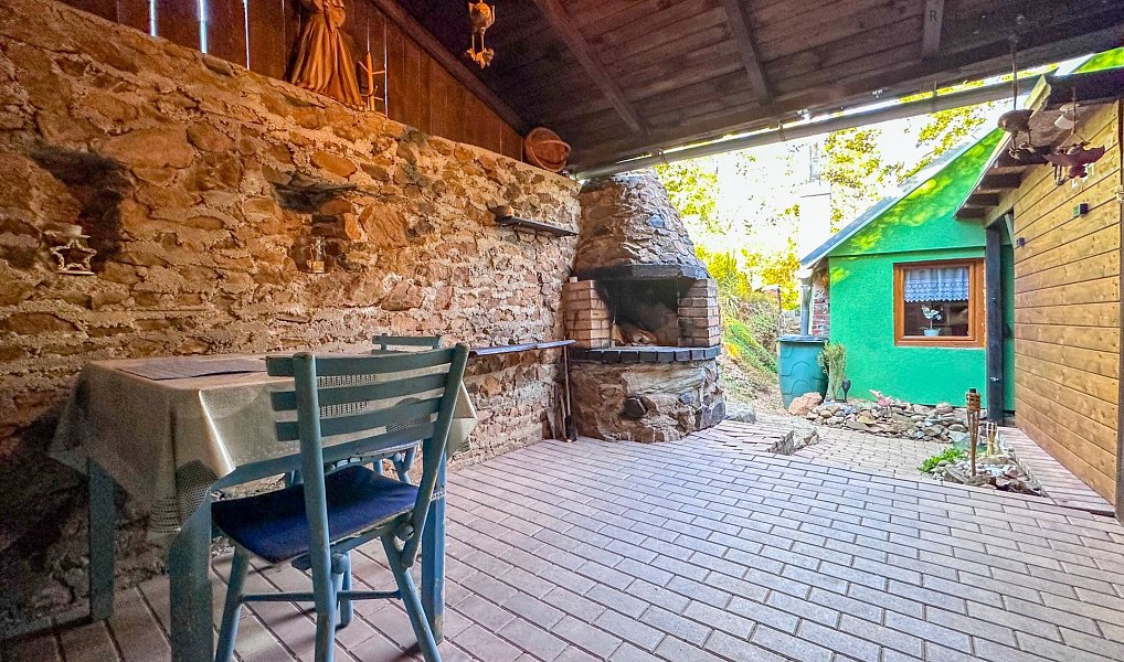 Prodej chaty/chalupy 50 m² s pozemkem 265 m², Chrást – náhled fotky 2