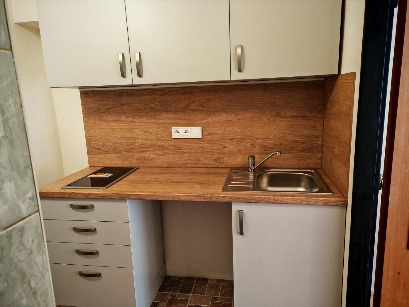Pronájem bytu 1+kk 32 m² – fotografie 4
