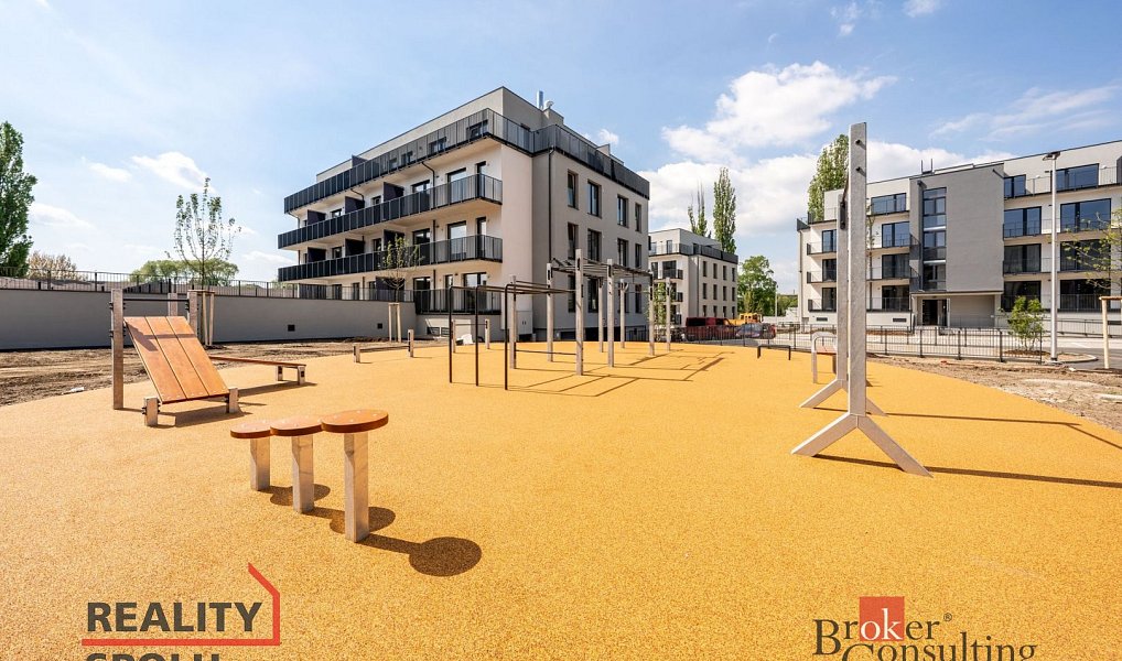 Prodej bytu 4+kk 82 m², Kladno – náhled fotky 3