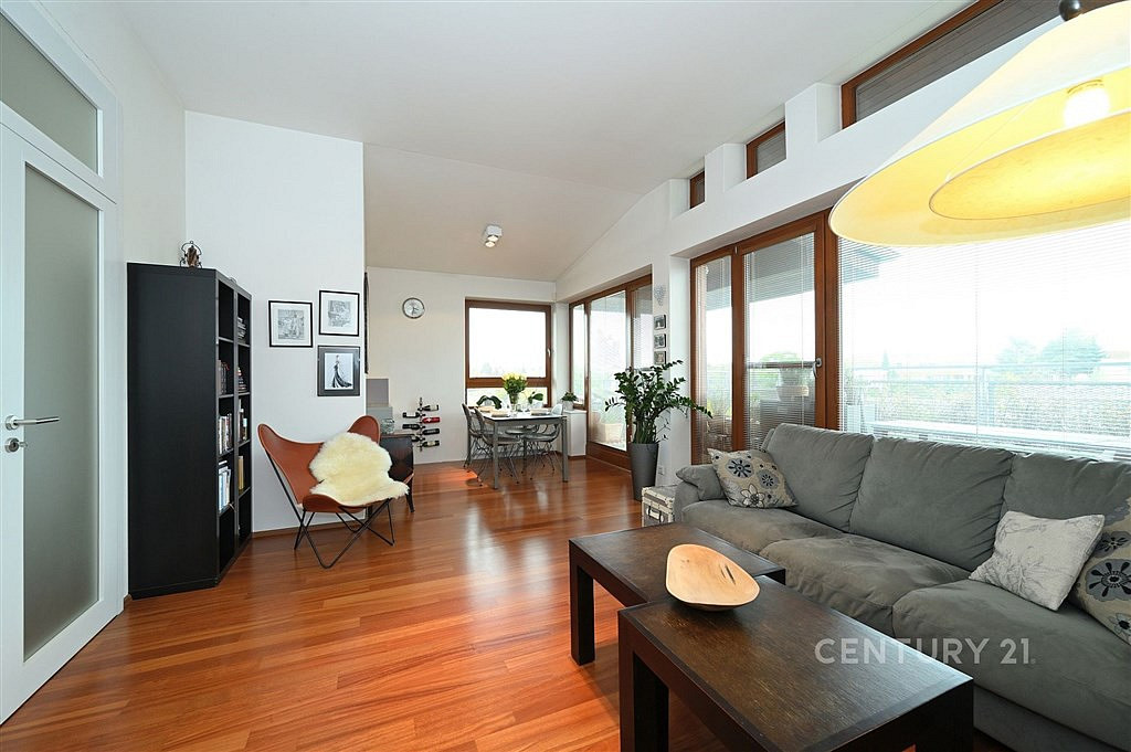 Prodej bytu 2+kk 60 m² — photo 2