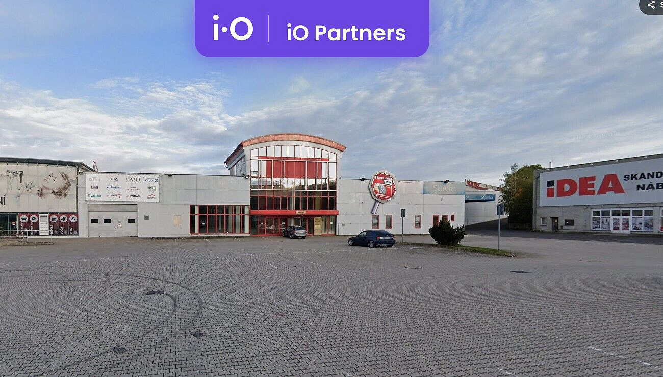 Pronájem obchodních prostor 6 198 m²