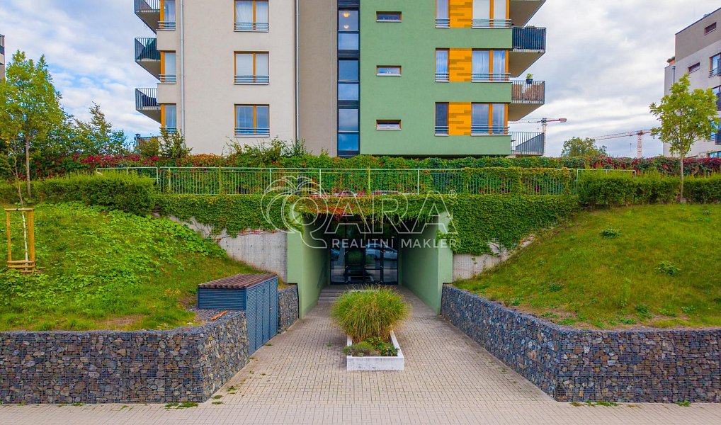 Prodej bytu 3+kk 79 m², Praha – náhled fotky 28