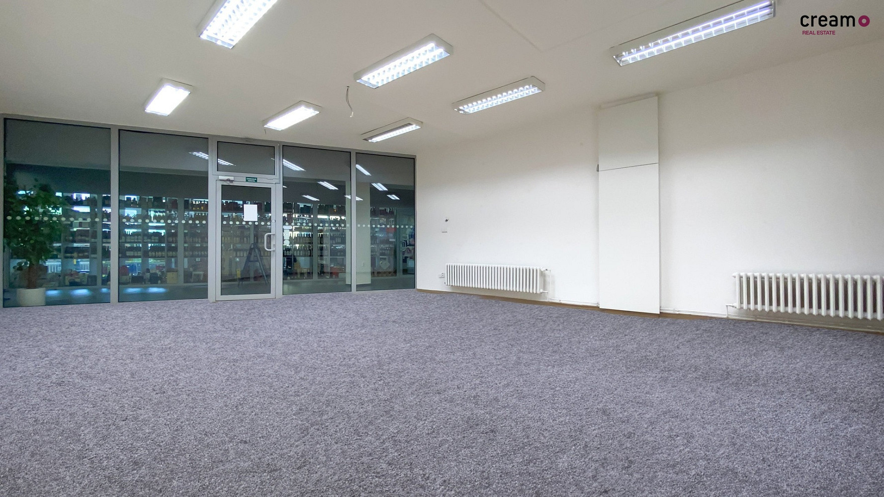 Pronájem obchodních prostor 86 m²