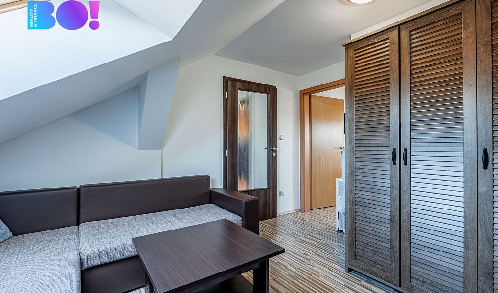 Prodej domu 180 m² s pozemkem 216 m², Znojmo – náhled fotky 21